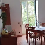 Appartamento Casa Mariva Vicino Al Mare A Sorrento