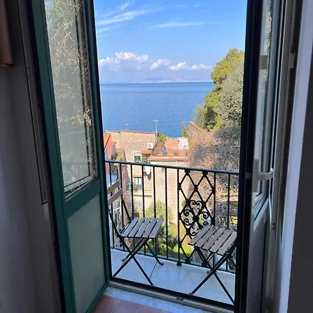 Casa Mariva Vicino Al Mare A Σορέντο